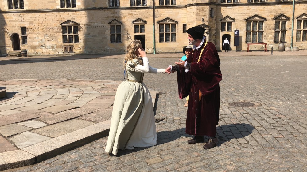 0DFCEED6-537F-4219-9F98-F542377F94C1