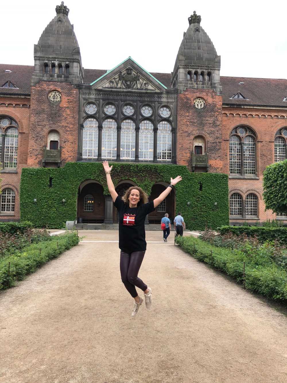 904C8D8F-C1C8-4756-9B8A-B0D7495D2578