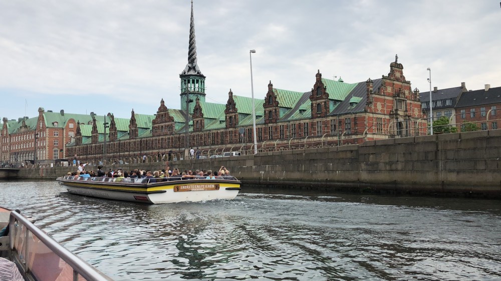 B4BA5841-FB1C-4779-A386-27D4A32C775C