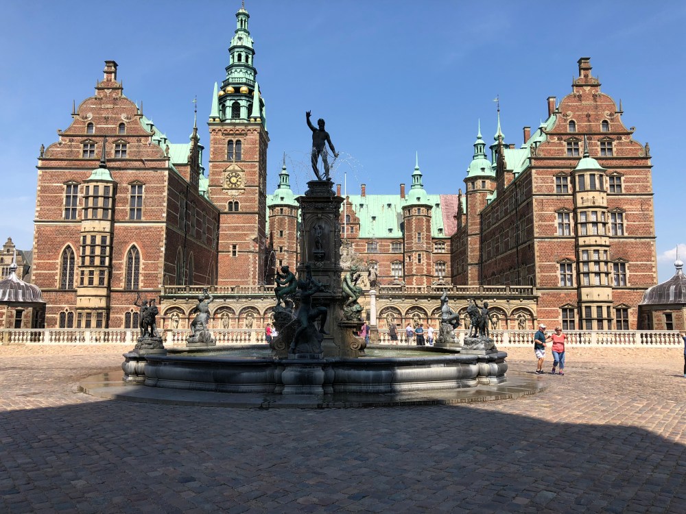 DB5AAFFF-9CD3-4D75-B363-EA97C020D977