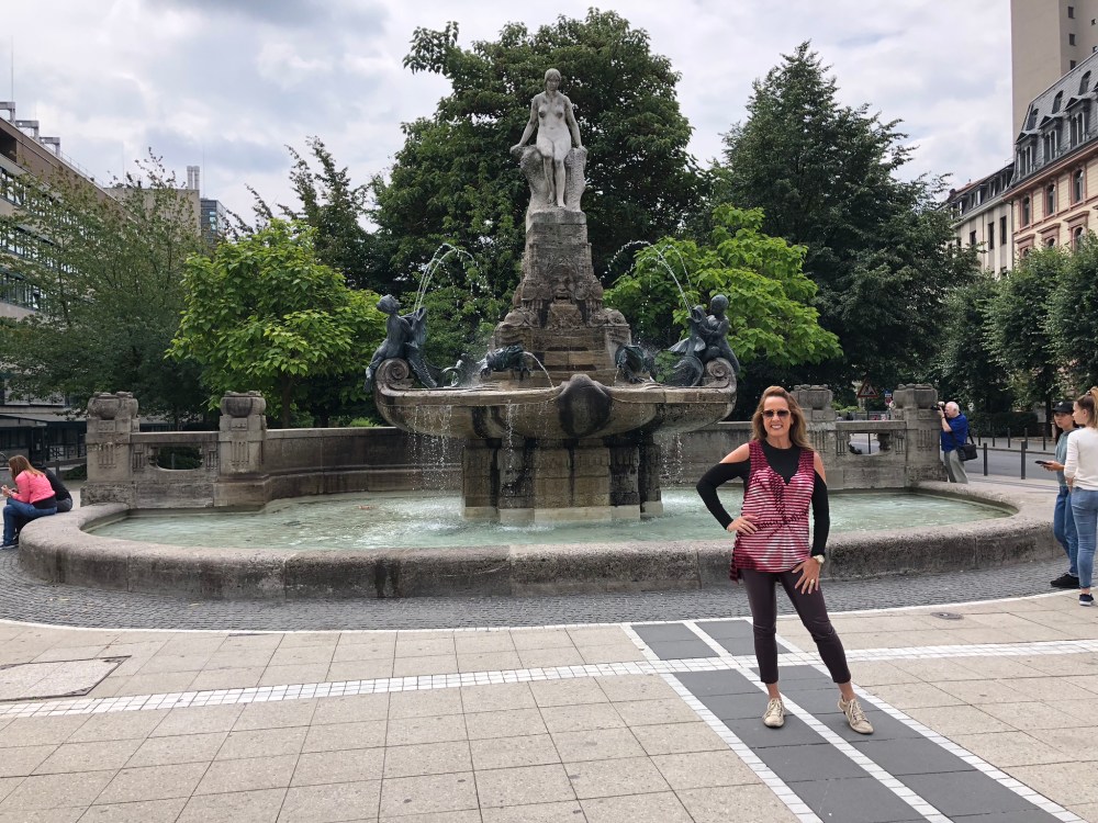 AF8D0682-B5A9-4E6E-BB95-47E787BD38BC